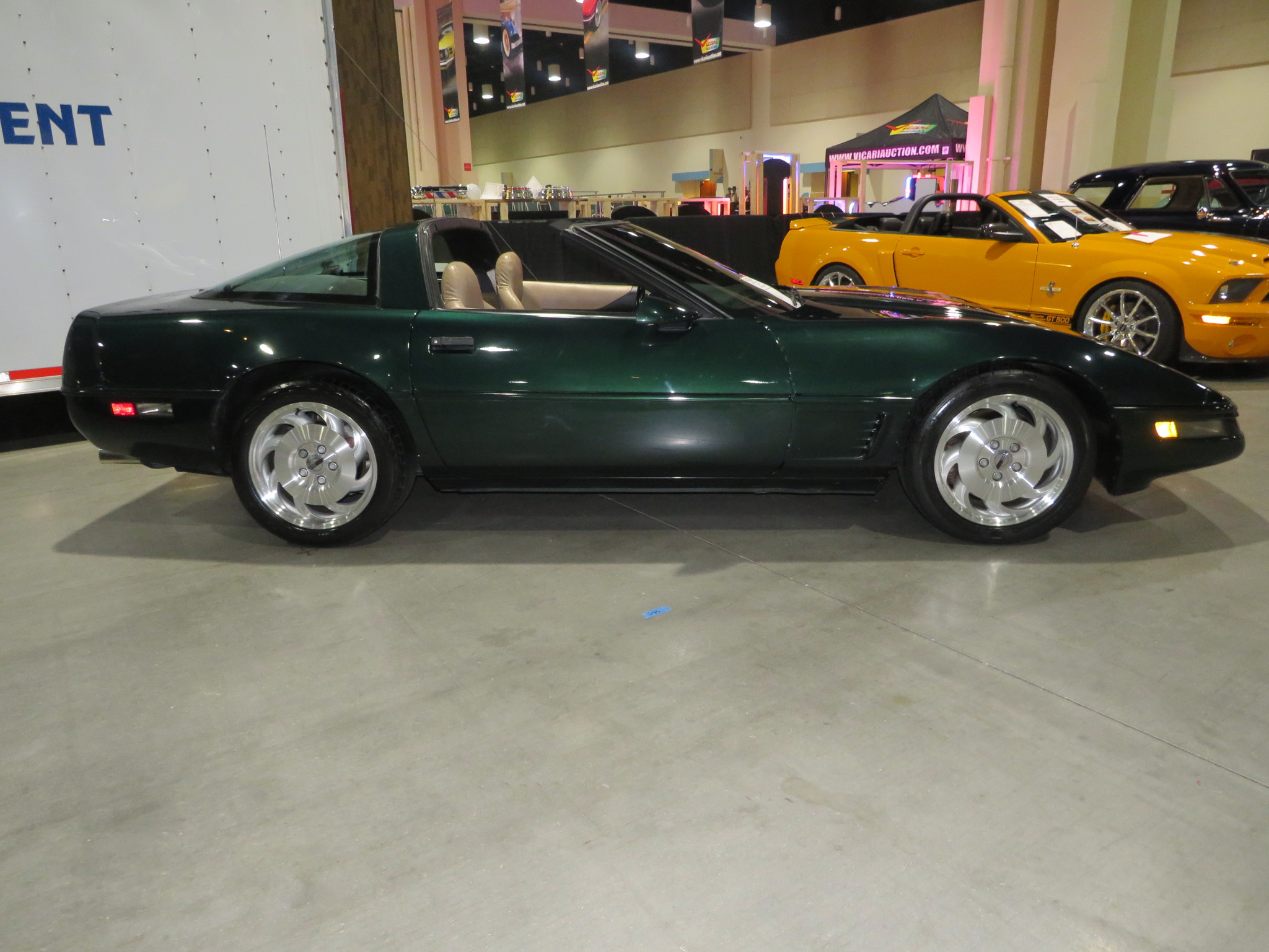 2nd Image of a 1996 CHEVROLET CORVETTE