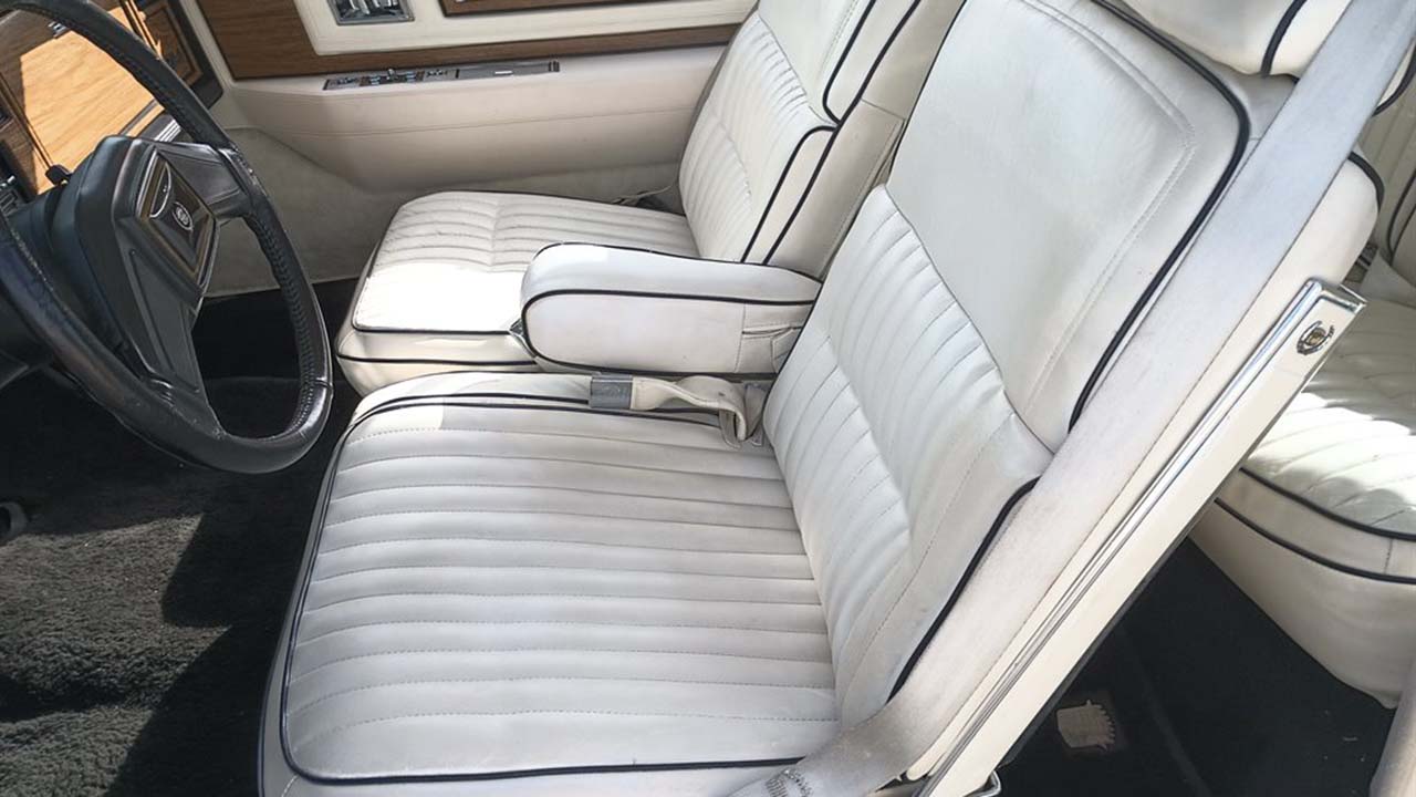 7th Image of a 1985 CADILLAC ELDORADO