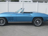 Image 6 of 9 of a 1965 CHEVROLET CORVETTE