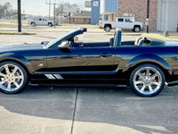 Image 3 of 7 of a 2006 FORD MUSTANG GT SALEEN