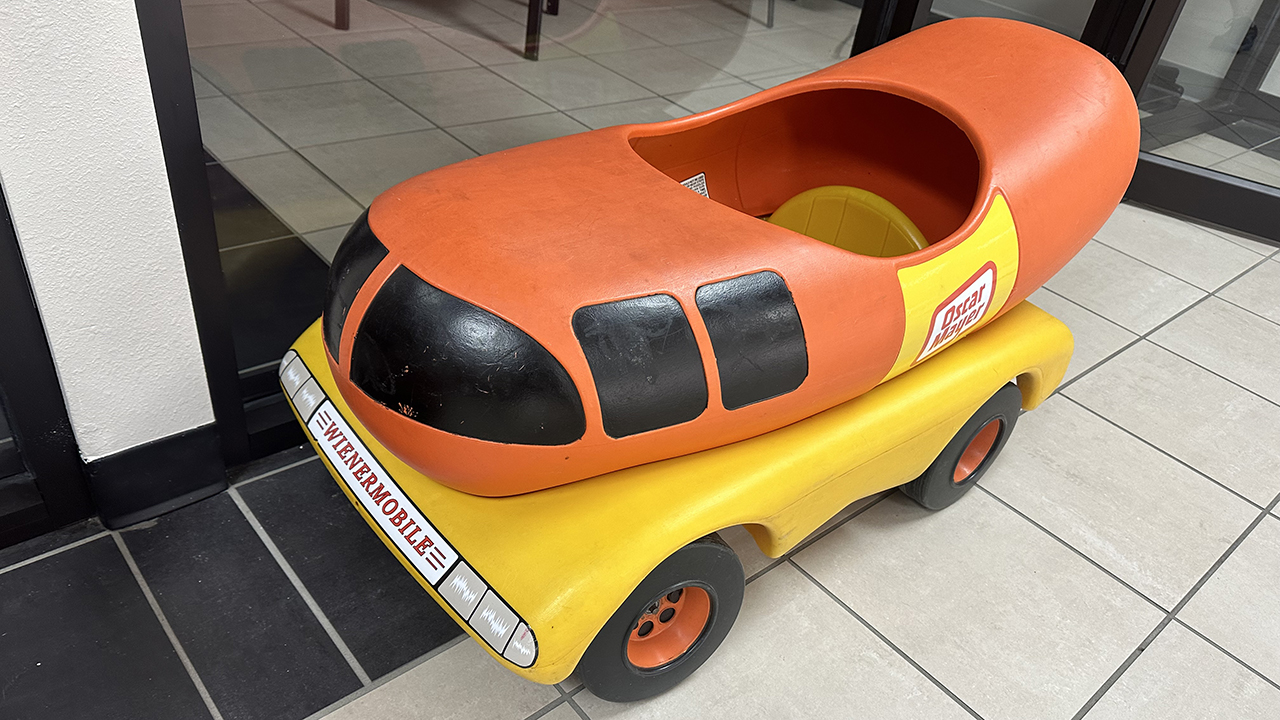 0th Image of a N/A OSCAR MEYER WEINERMOBILE