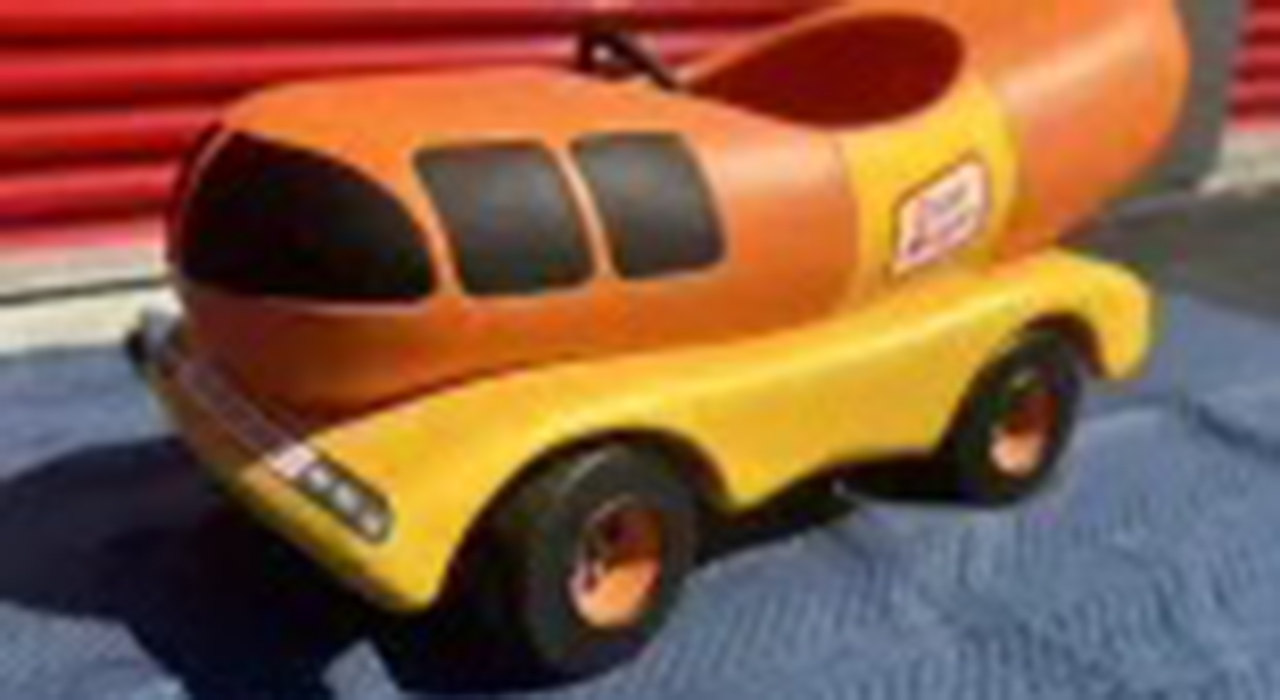 3rd Image of a N/A OSCAR MEYER WEINERMOBILE