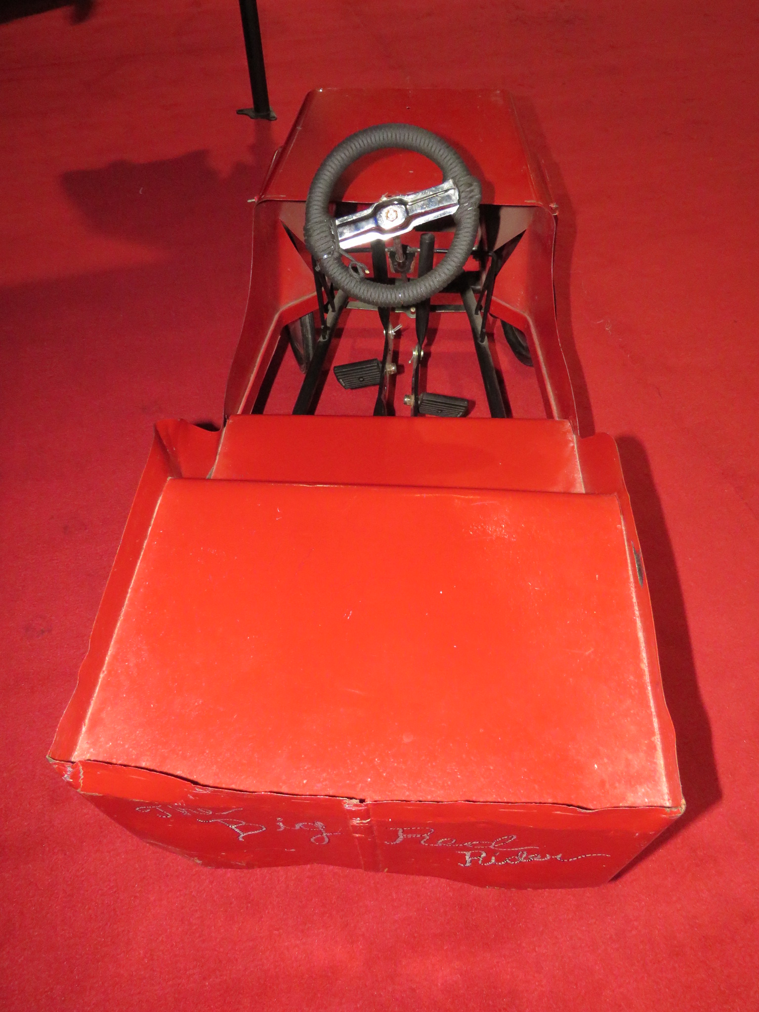 3rd Image of a 1941 WILLYS JEEP PEDAL CAR