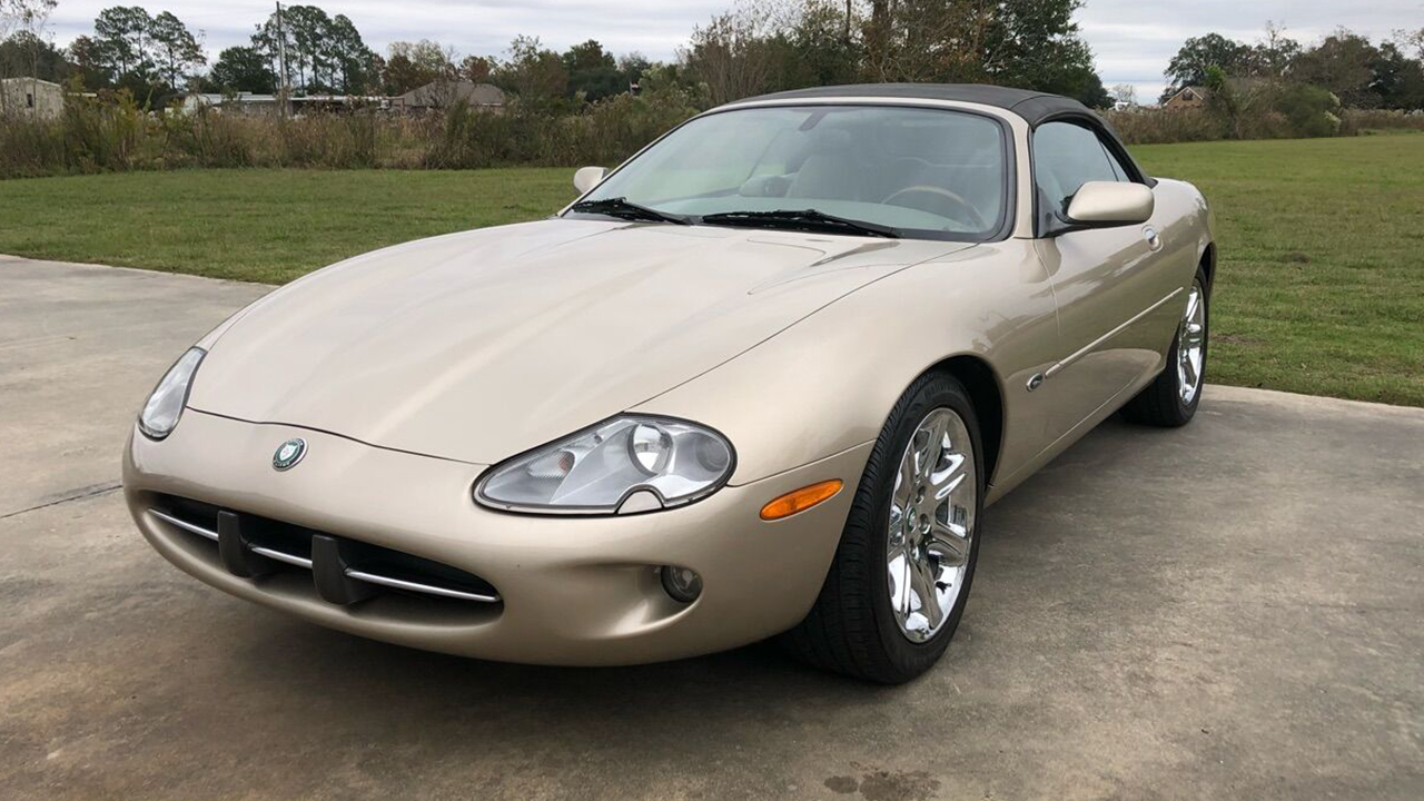 0th Image of a 2000 JAGUAR XK8