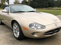 Image 2 of 13 of a 2000 JAGUAR XK8