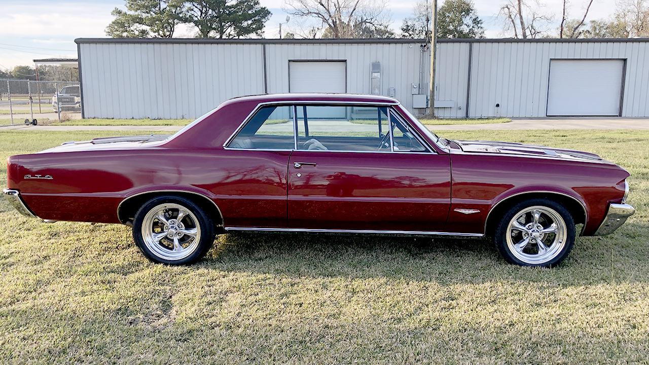 4th Image of a 1964 PONTIAC LEMANS