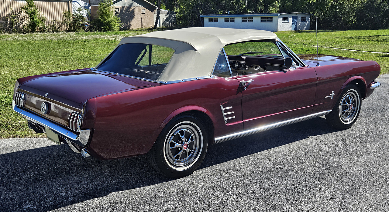 4th Image of a 1966 FORD MUSTANG