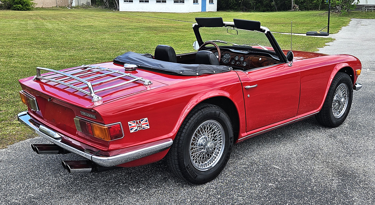 4th Image of a 1972 TRIUMPH TR6