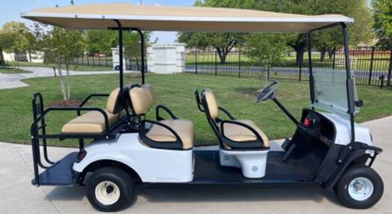 2nd Image of a N/A GOLF CART LIMO