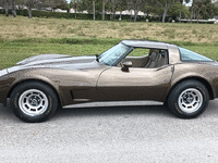 Image 5 of 11 of a 1979 CHEVROLET CORVETTE