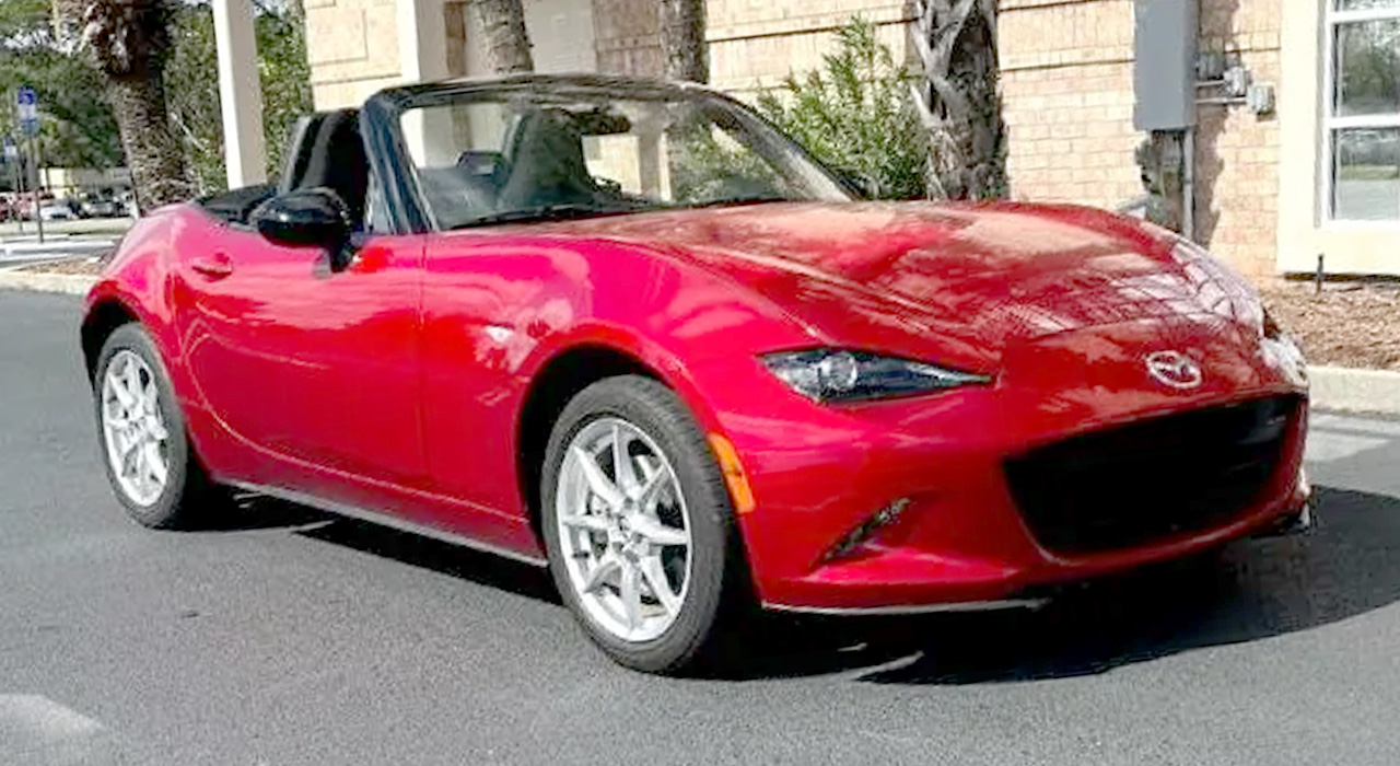 1st Image of a 2016 MAZDA MX-5 MIATA SPORT