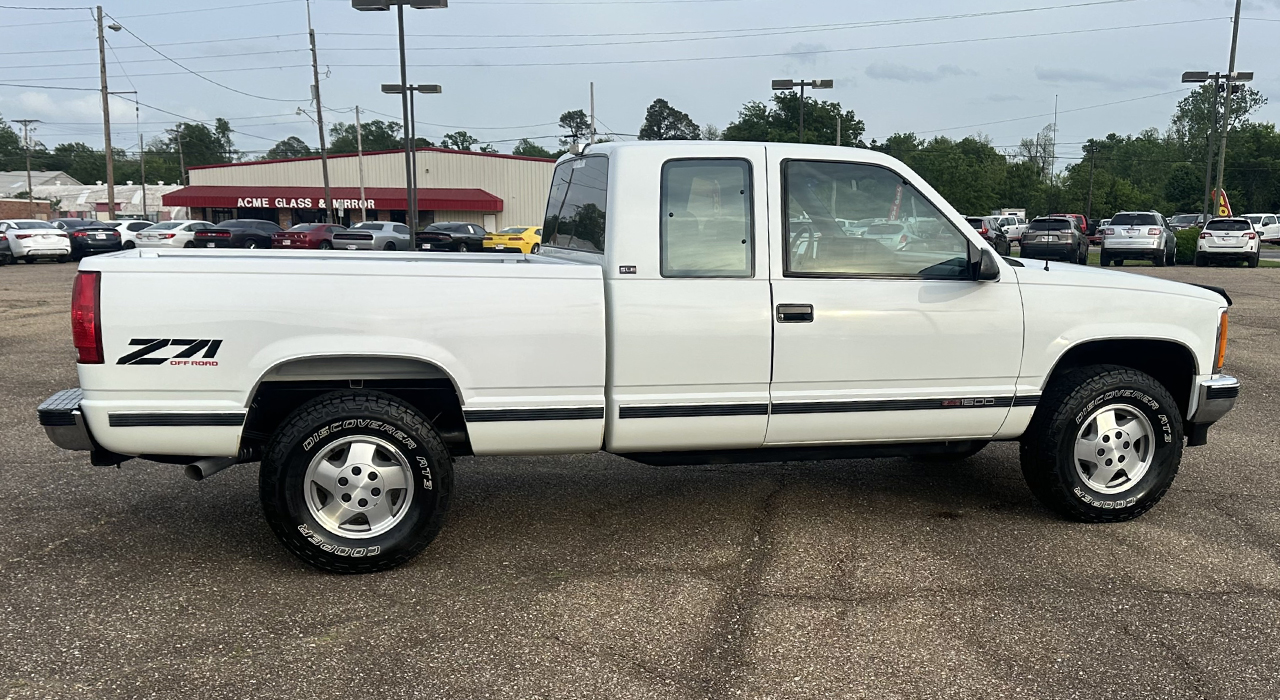 6th Image of a 1993 GMC SIERRA Z71 SLE