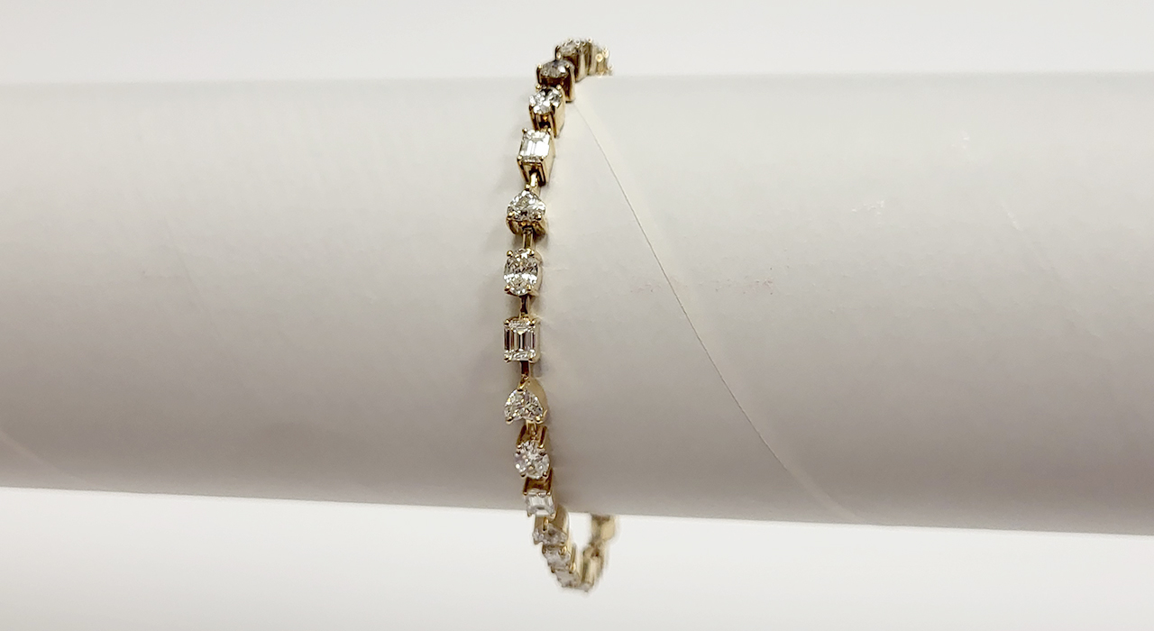 6th Image of a N/A 18K YELLOW GOLD DIAMOND