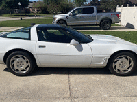 Image 2 of 11 of a 1996 CHEVROLET CORVETTE