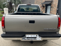 Image 4 of 11 of a 1998 CHEVROLET SILVERADO