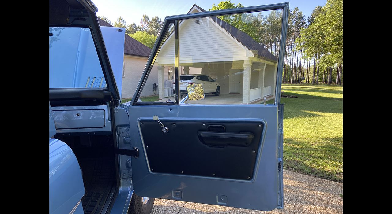 13th Image of a 1977 FORD BRONCO