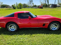 Image 4 of 13 of a 1980 CHEVROLET CORVETTE