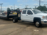 Image 2 of 6 of a 2019 GMC SIERRA 3500HD FLEET/BASE