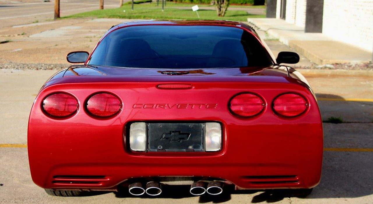 5th Image of a 2004 CHEVROLET CORVETTE