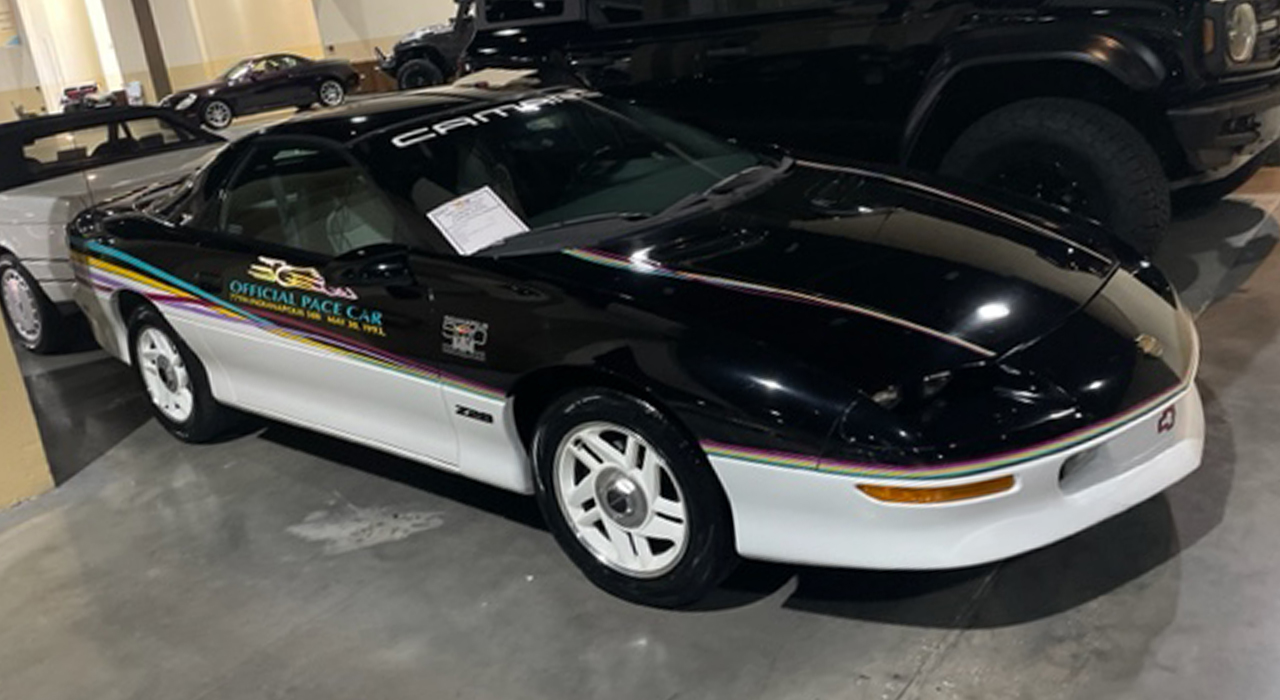 2nd Image of a 1993 CHEVROLET CAMARO Z28