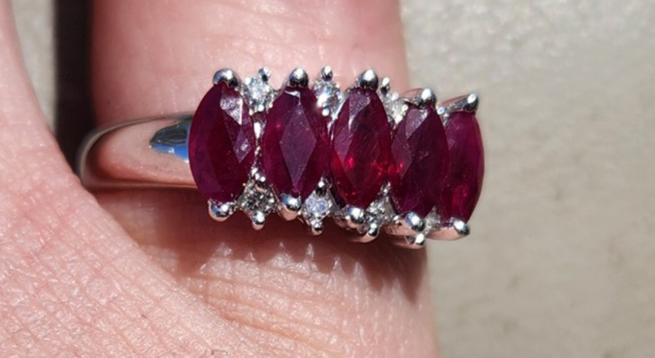 0th Image of a N/A RING 14K WHITE GOLD AND RUBIES