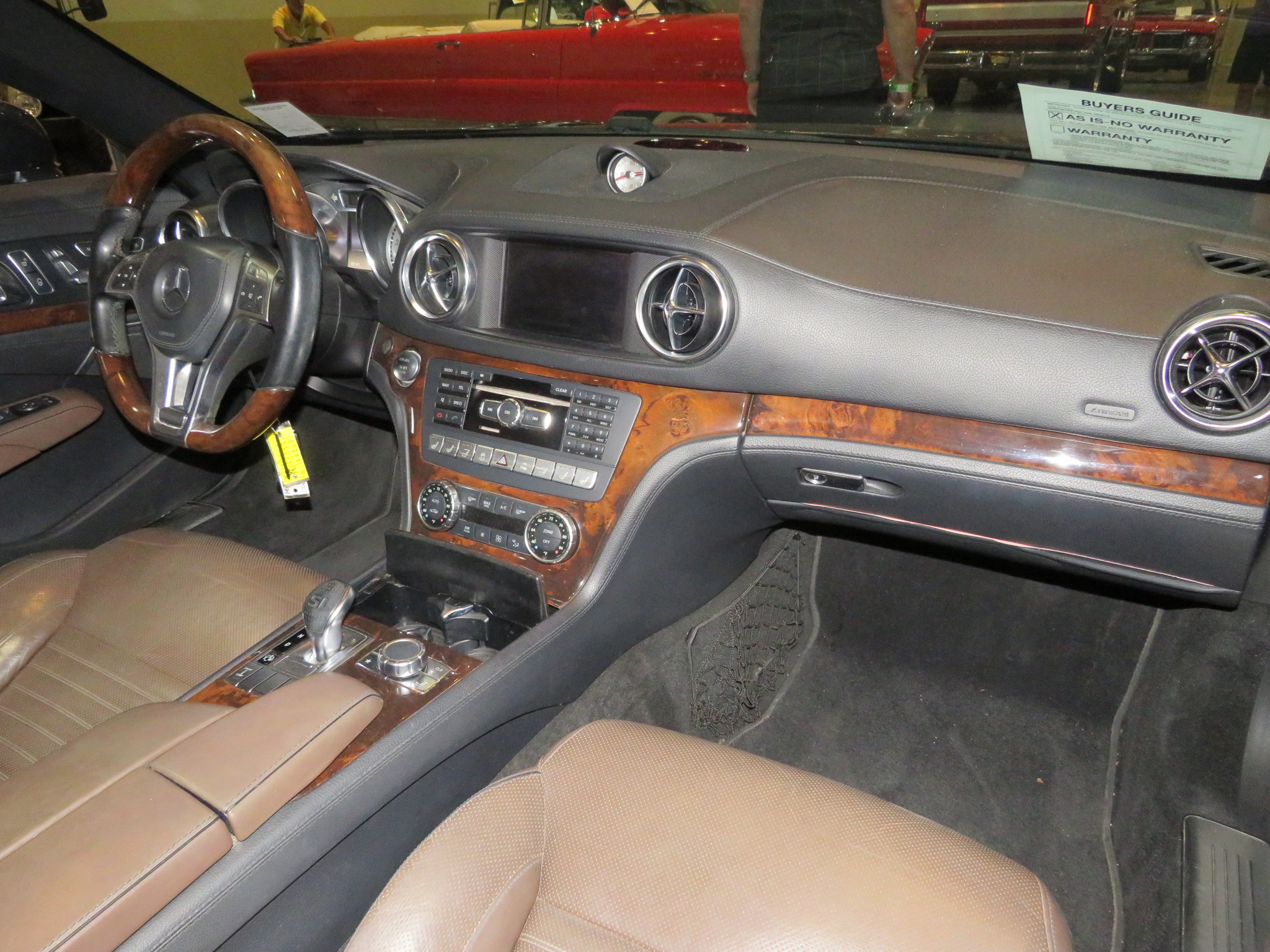 6th Image of a 2013 MERCEDES-BENZ SL-CLASS SL550