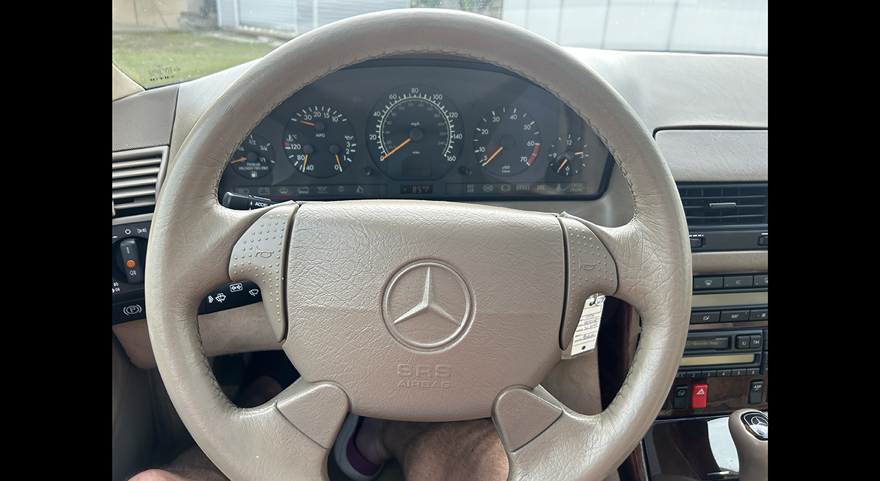 17th Image of a 1998 MERCEDES-BENZ SL-CLASS SL500