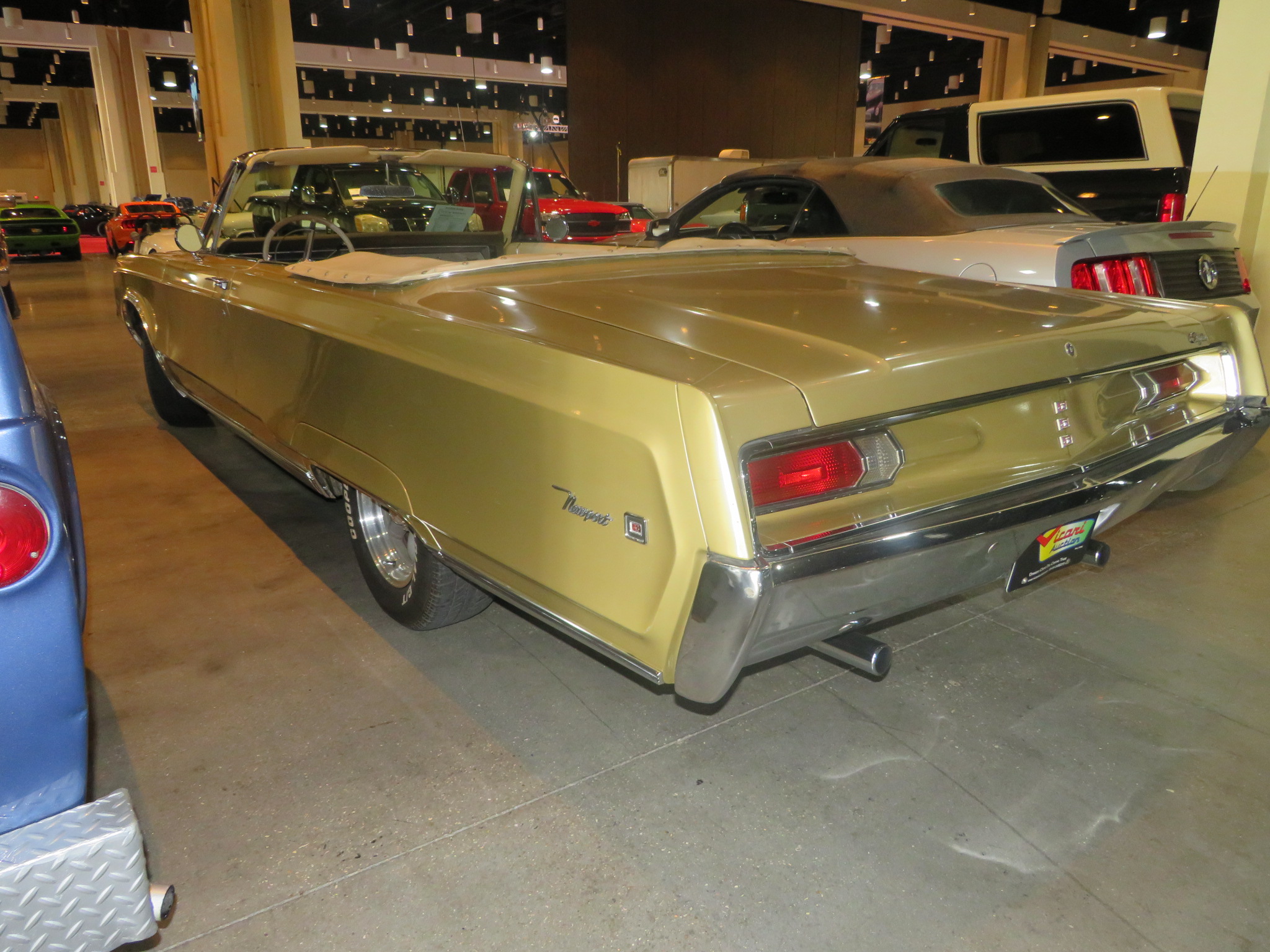 1st Image of a 1968 CHRYSLER NEWPORT