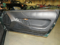 Image 11 of 14 of a 1994 CHEVROLET CORVETTE