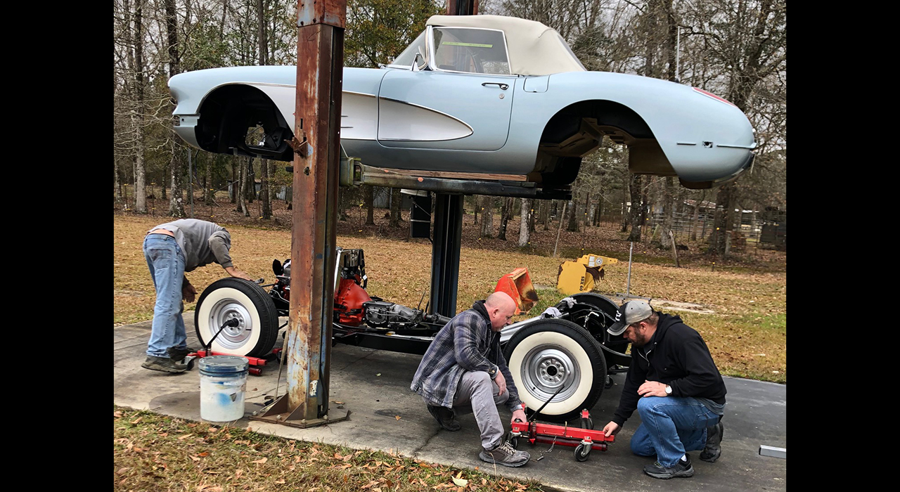 32nd Image of a 1958 CHEVROLET CORVETTE