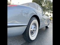 Image 10 of 33 of a 1958 CHEVROLET CORVETTE