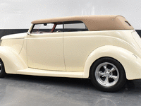 Image 3 of 11 of a 1937 FORD PHAETON