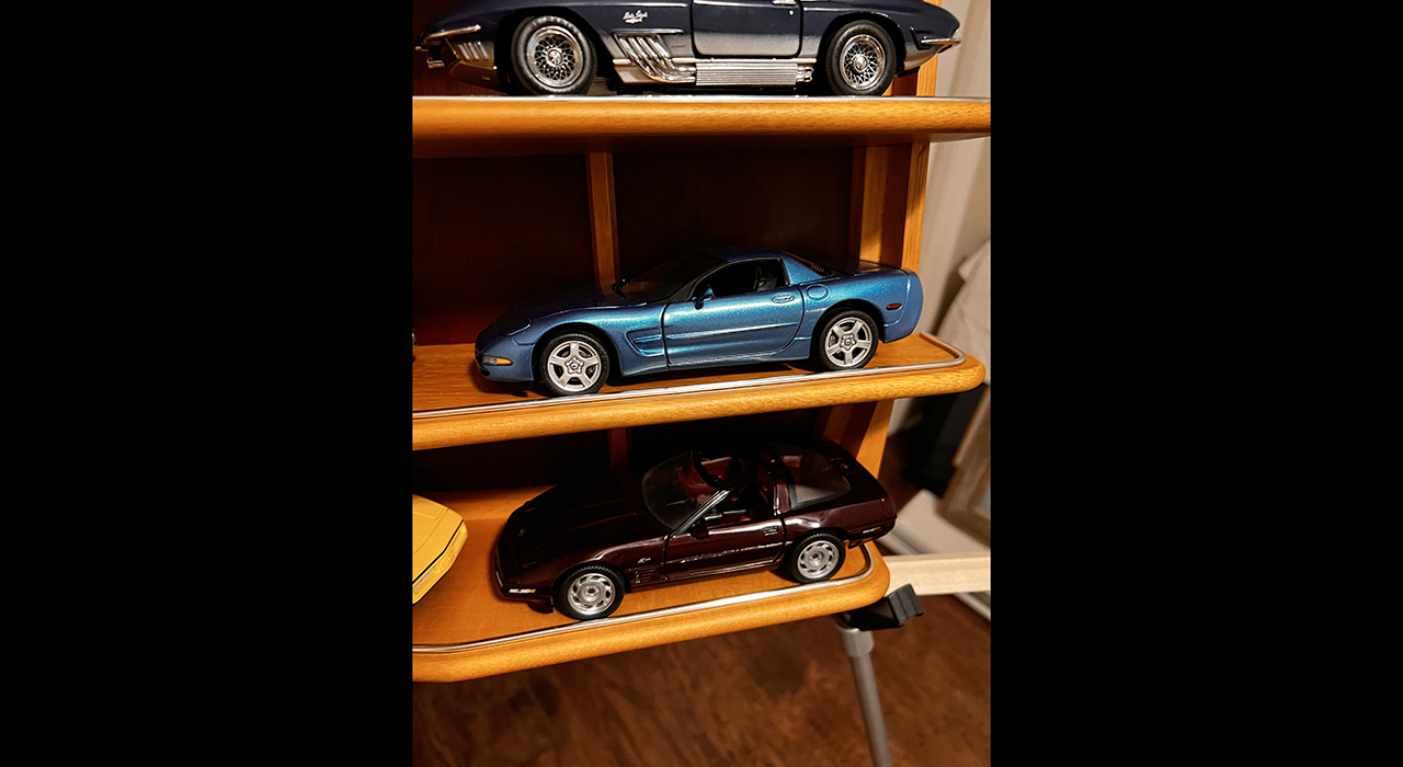 4th Image of a N/A 8 AVID CAR COLLECTION