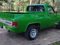 Image 4 of 28 of a 1985 CHEVROLET SILVERADO C10