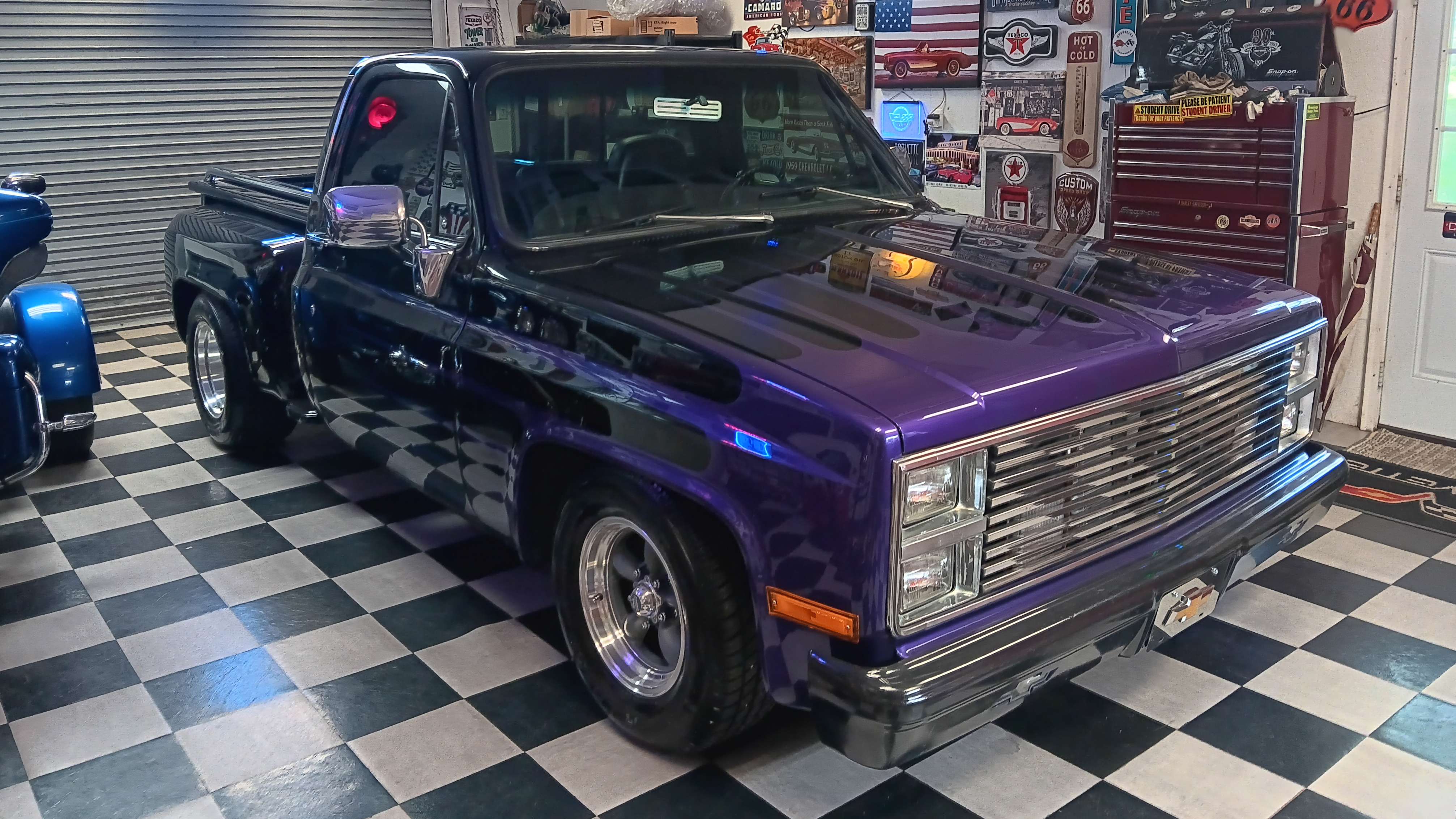 1st Image of a 1984 CHEVROLET C10