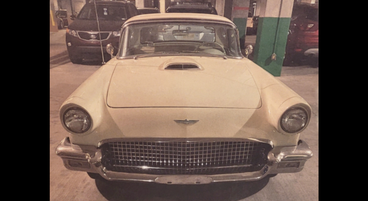 2nd Image of a 1957 FORD THUNDERBIRD