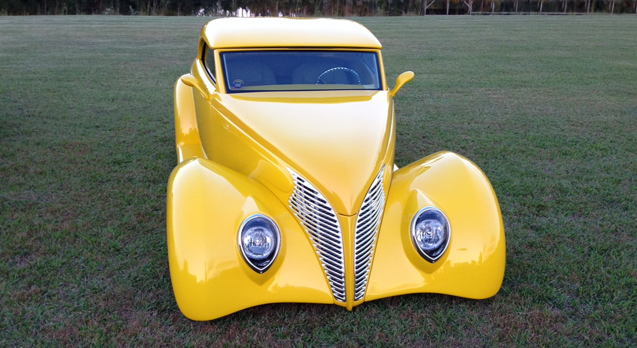 2nd Image of a 1939 FORD ROADSTER