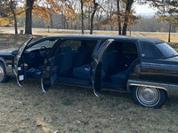 Image 3 of 11 of a 1993 CADILLAC FLEETWOOD