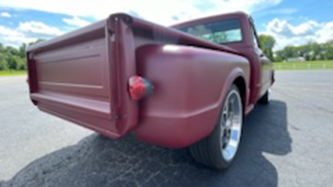 3rd Image of a 1971 CHEVROLET C10