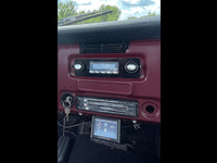 Image 11 of 14 of a 1971 CHEVROLET C10