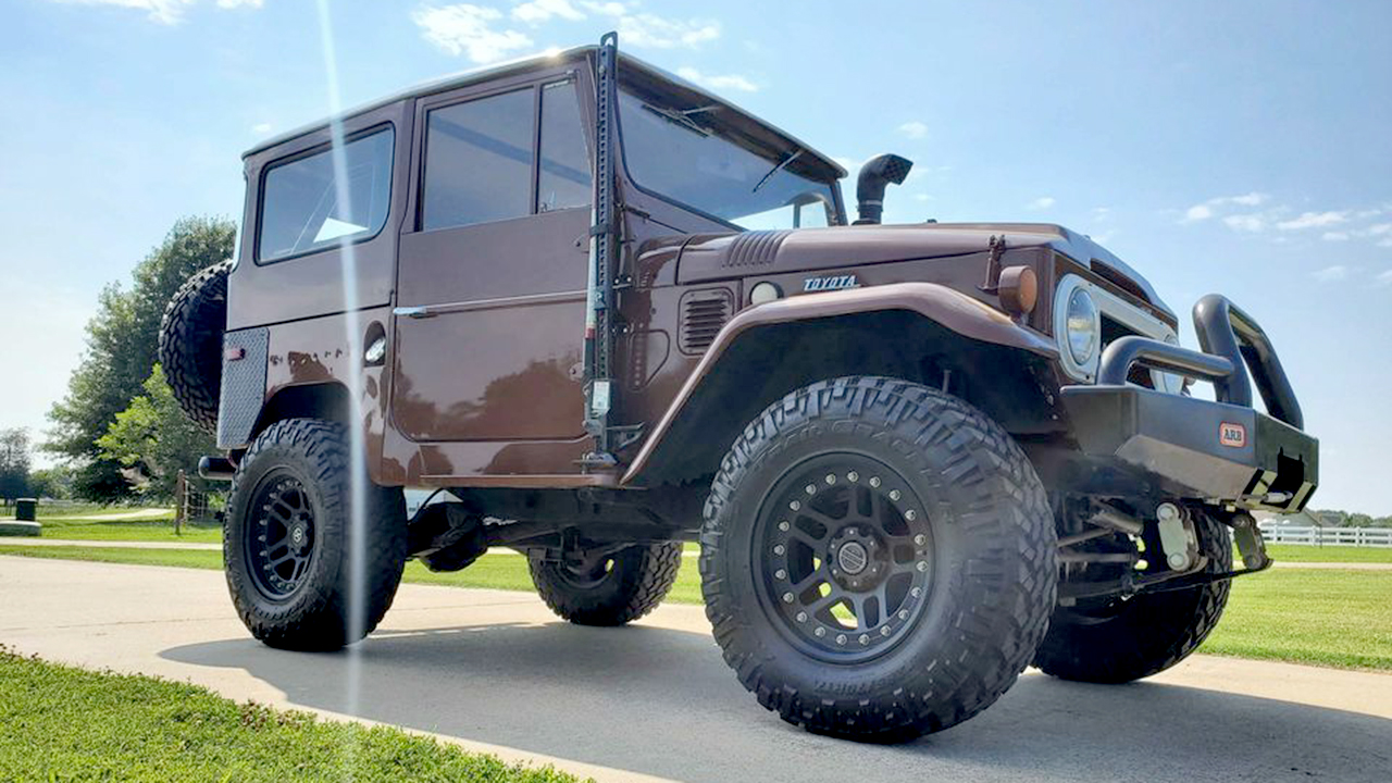 3rd Image of a 1968 TOYOTA LANDCRUISER