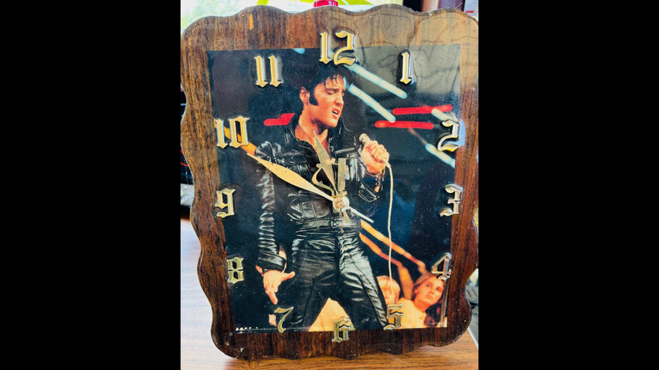 0th Image of a N/A ELVIS CLOCK