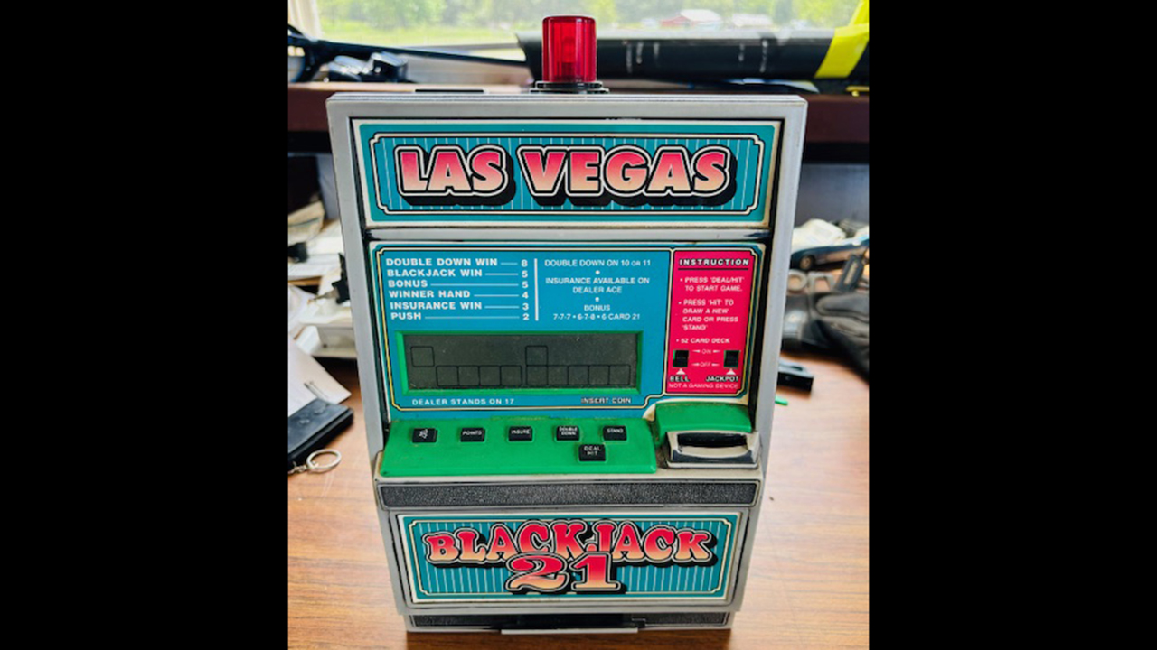 0th Image of a N/A LAS VEGAS BLACK JACK SLOT MACHINE