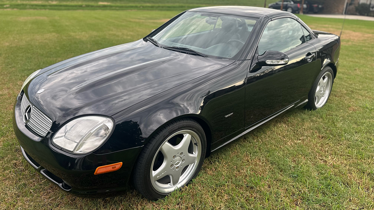 4th Image of a 2001 MERCEDES SLK 320