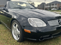 Image 8 of 24 of a 2001 MERCEDES SLK 320