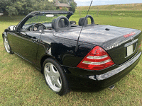 Image 9 of 24 of a 2001 MERCEDES SLK 320