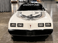 Image 5 of 22 of a 1981 PONTIAC FIREBIRD SE