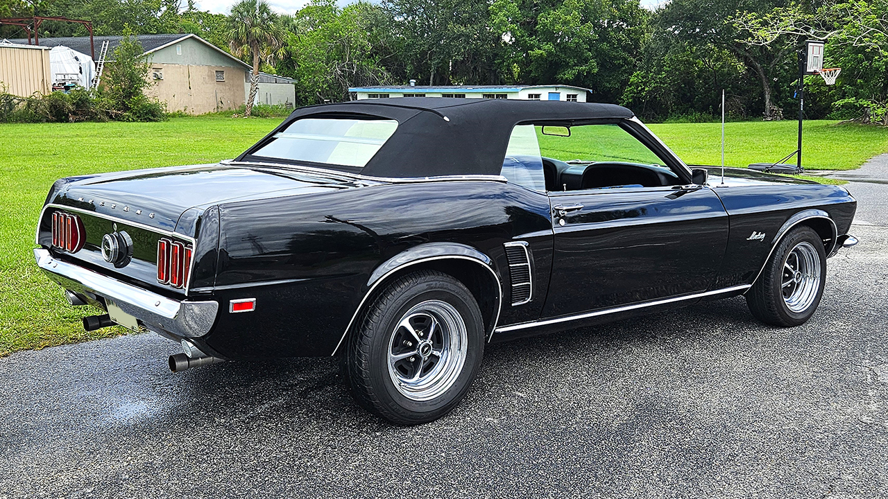 4th Image of a 1969 FORD MUSTANG