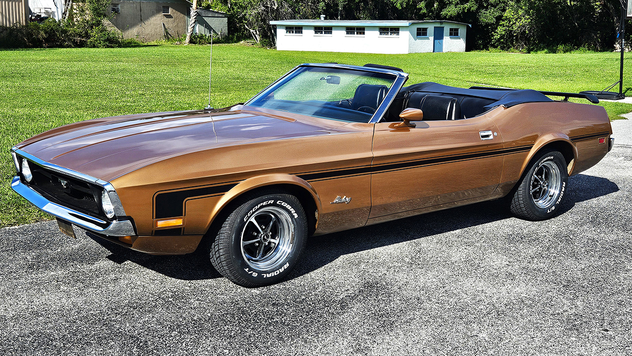 1st Image of a 1971 FORD MUSTANG