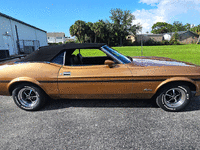 Image 9 of 21 of a 1971 FORD MUSTANG